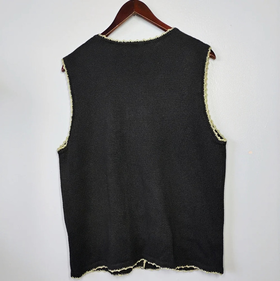 Vintage Designers Studio Originals Christmas Poinsettia Embroidered Sweater Vest - Picture 3 of 9